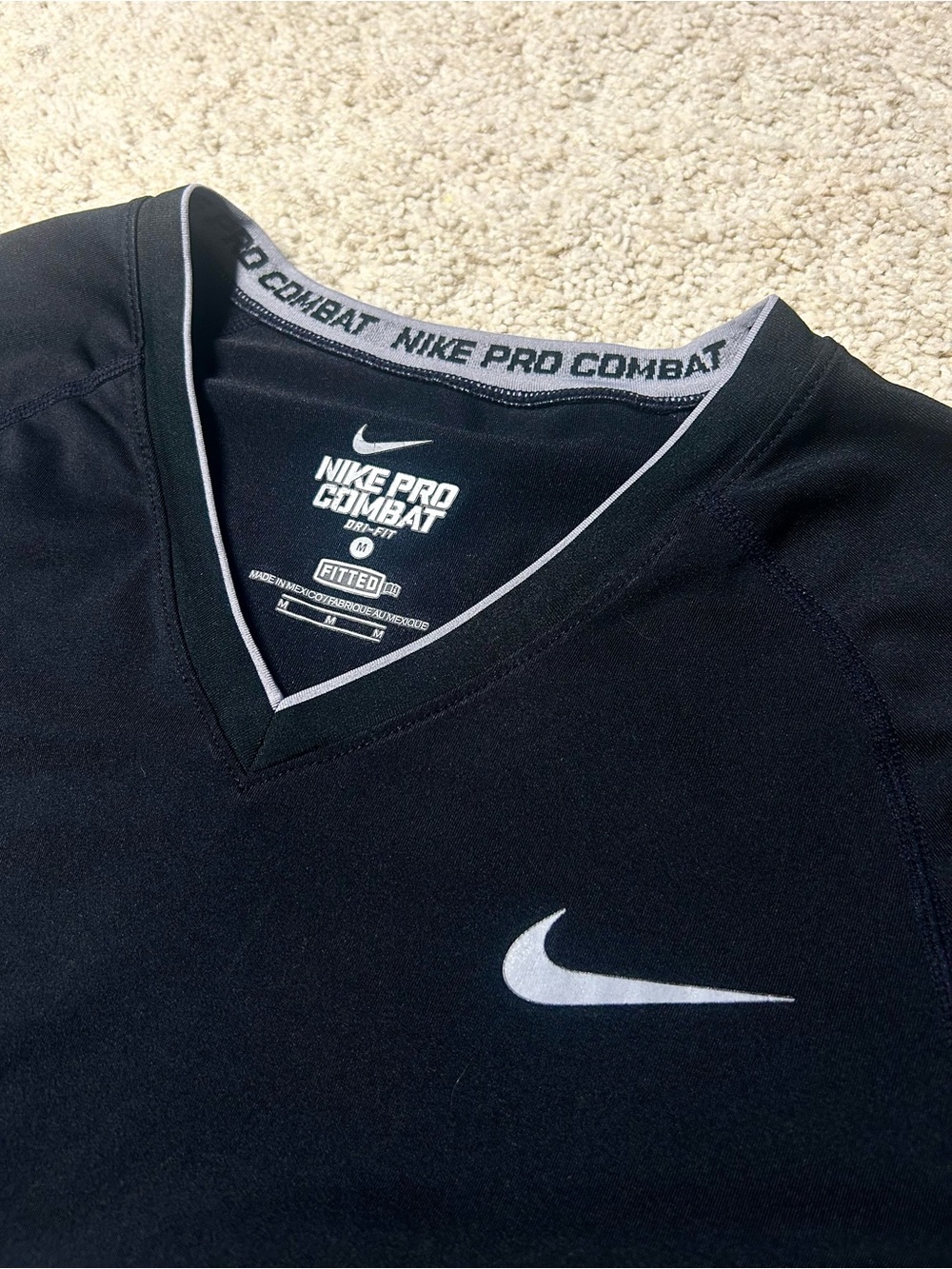 Nike Pro Combat Dri-FIT Black Fitted Training Shirt Men’s Medium